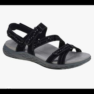 Earth origins black sandals